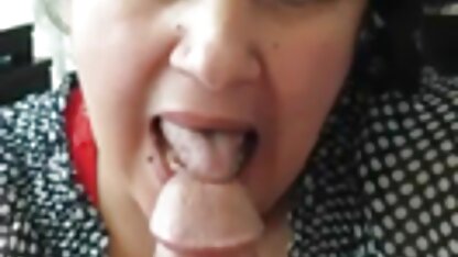 In de keuken, harig poesje meisje geplant op een nl gratis porno lid