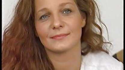 Twee vurige minnaar die een Chinese vrouw online gratis porno neukt.