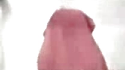 Een man gratis porno online wil met een vrouw in haar kont slapen en op haar gezicht komen.