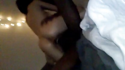 Lesbiennes gratis porno m genieten van het Vuisten aan het zwembad.