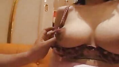 Leraar en student gratis porno online zuigen mannelijke lul voor ejaculatie met geweld