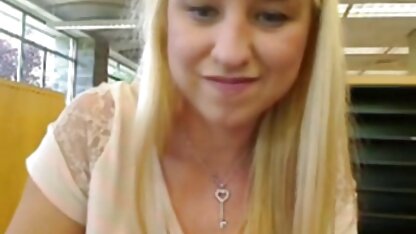 Russische meisjes Katya gescheurde Maagd gratis porno sex film
