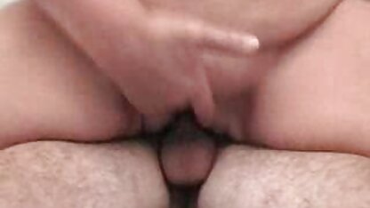Lief meisje zal in de kont geneukt worden en best gratis porno geschoren pus