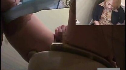 De baas trok z ' n ondergoed uit van de minister en gratis buiten porno verbrandde ze op kantoor.