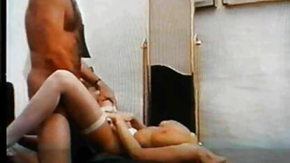 Meisje gelikt gat en porno film gratis hd werkt met een dildo