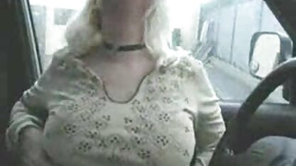 Opa neukt een jong meisje waar z gratis arabische porno ' n vrouw bij is.