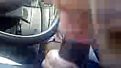 Kip met gratis buiten porno piercing clit geeft anus in mannen